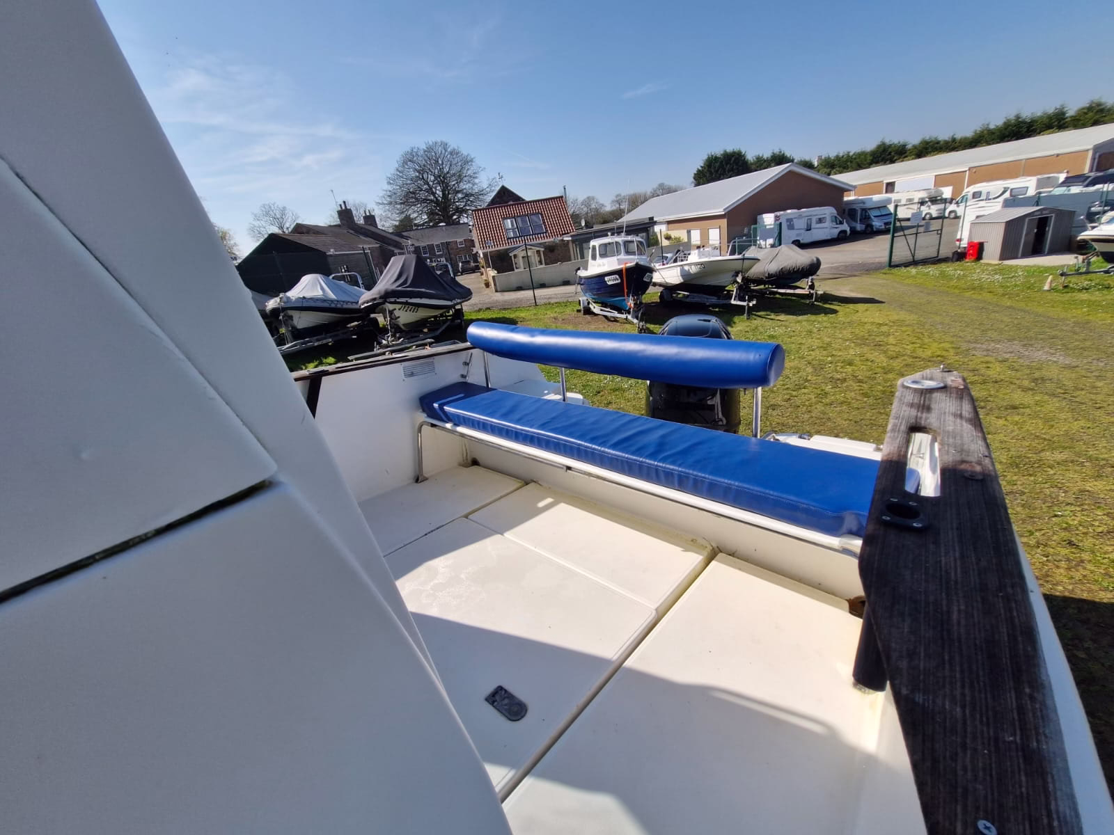 Beneteau Antares 650 – Off Duty