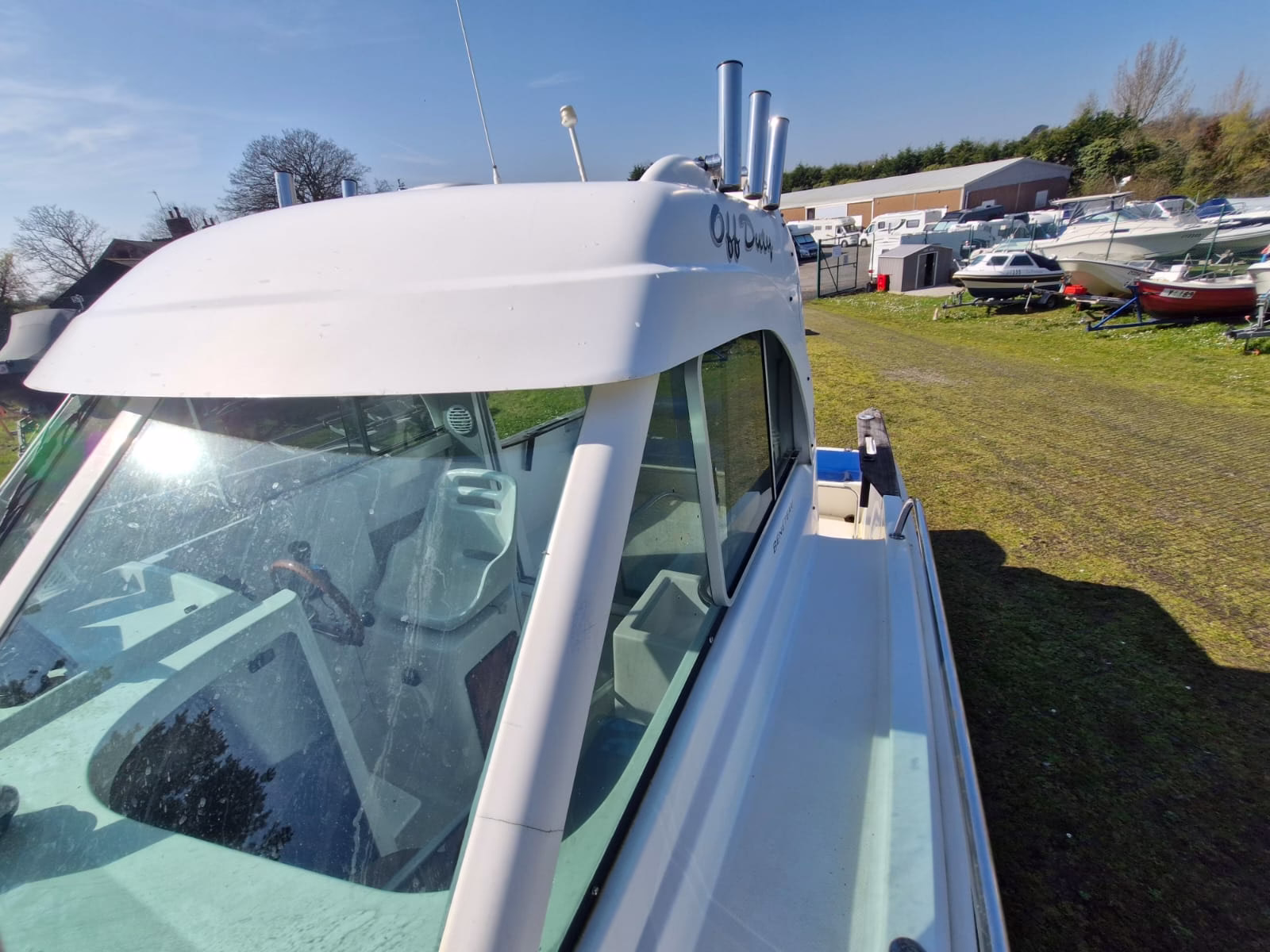 Beneteau Antares 650 – Off Duty