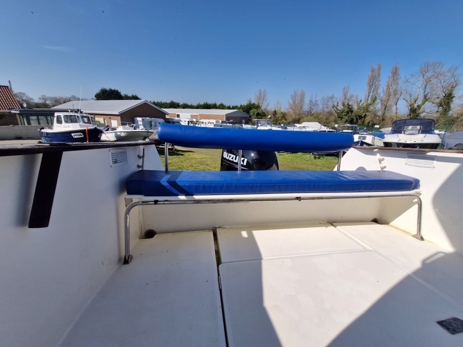 Beneteau Antares 650 – Off Duty
