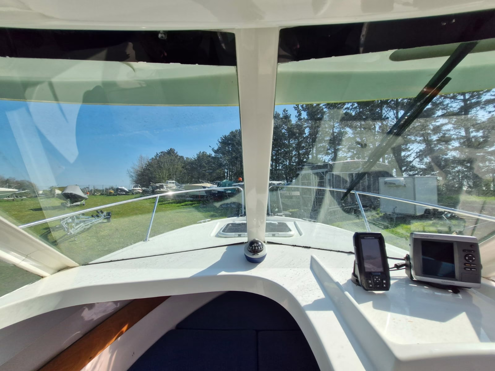 Beneteau Antares 650 – Off Duty