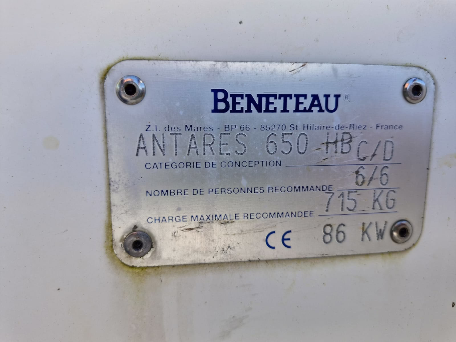 Beneteau Antares 650 – Off Duty
