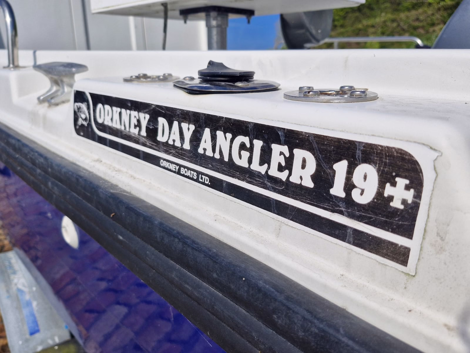 Orkney Day Angler 19+ – Cutting Edge
