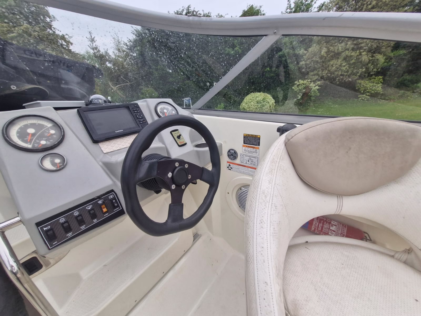 Bayliner 642 – Thea