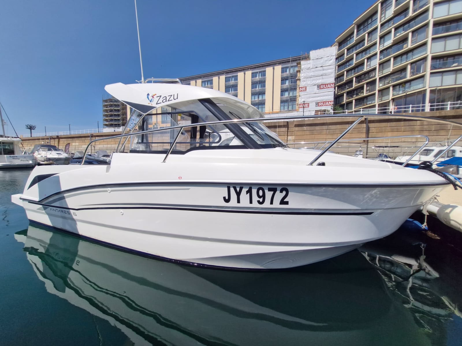 Beneteau Antares 6 – Zazu