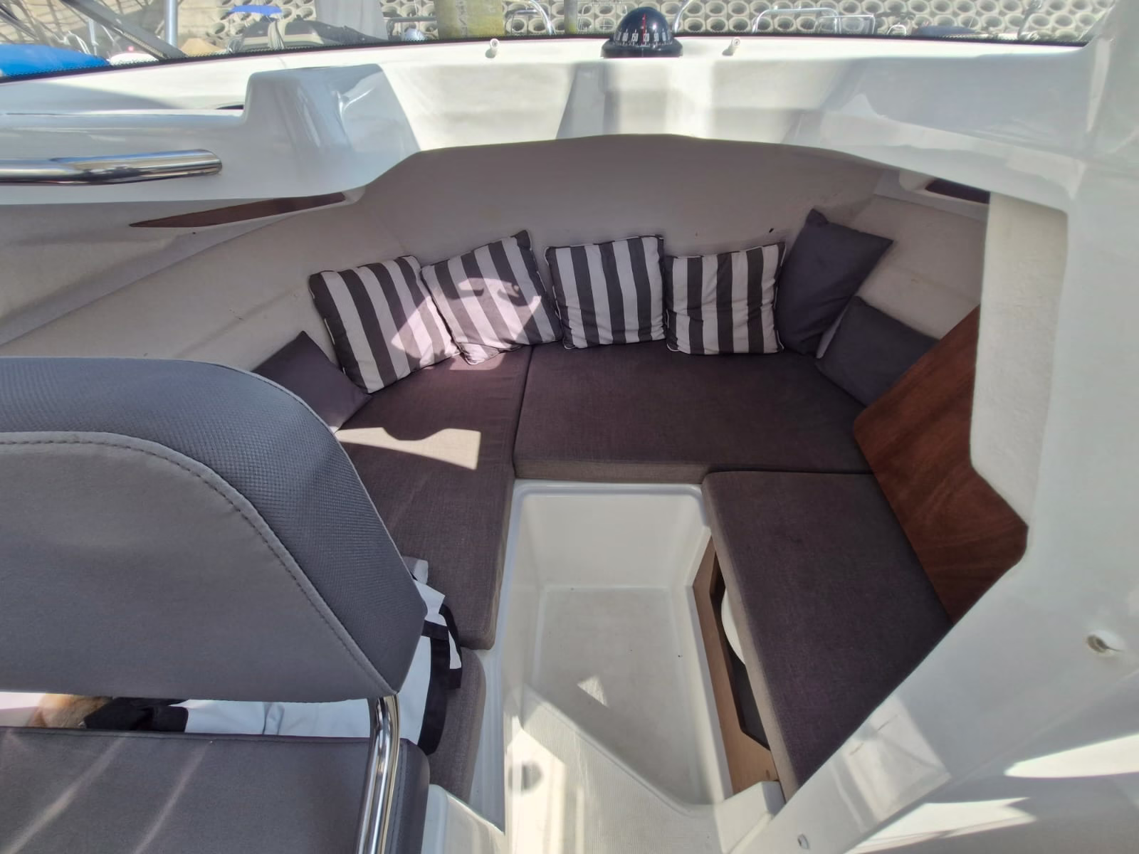 Beneteau Antares 6 – Zazu